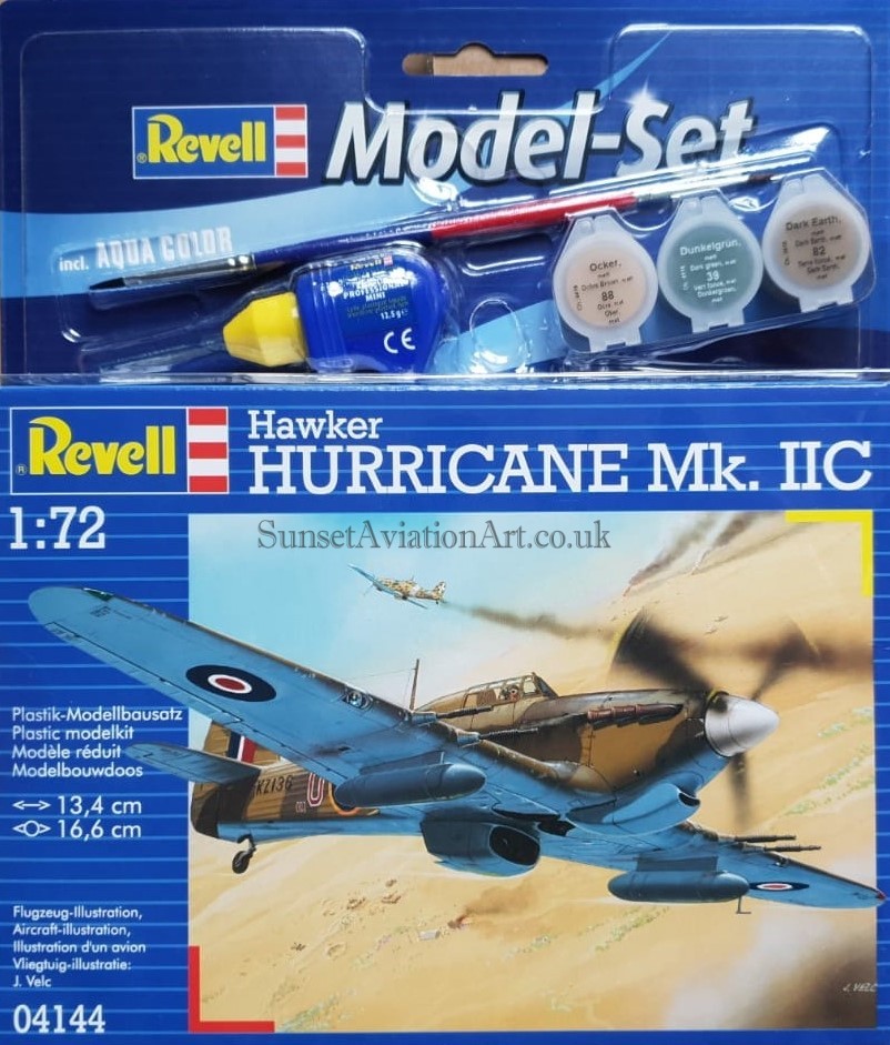 04144 Revell Hawker Hurricane Mk IIC With Paints