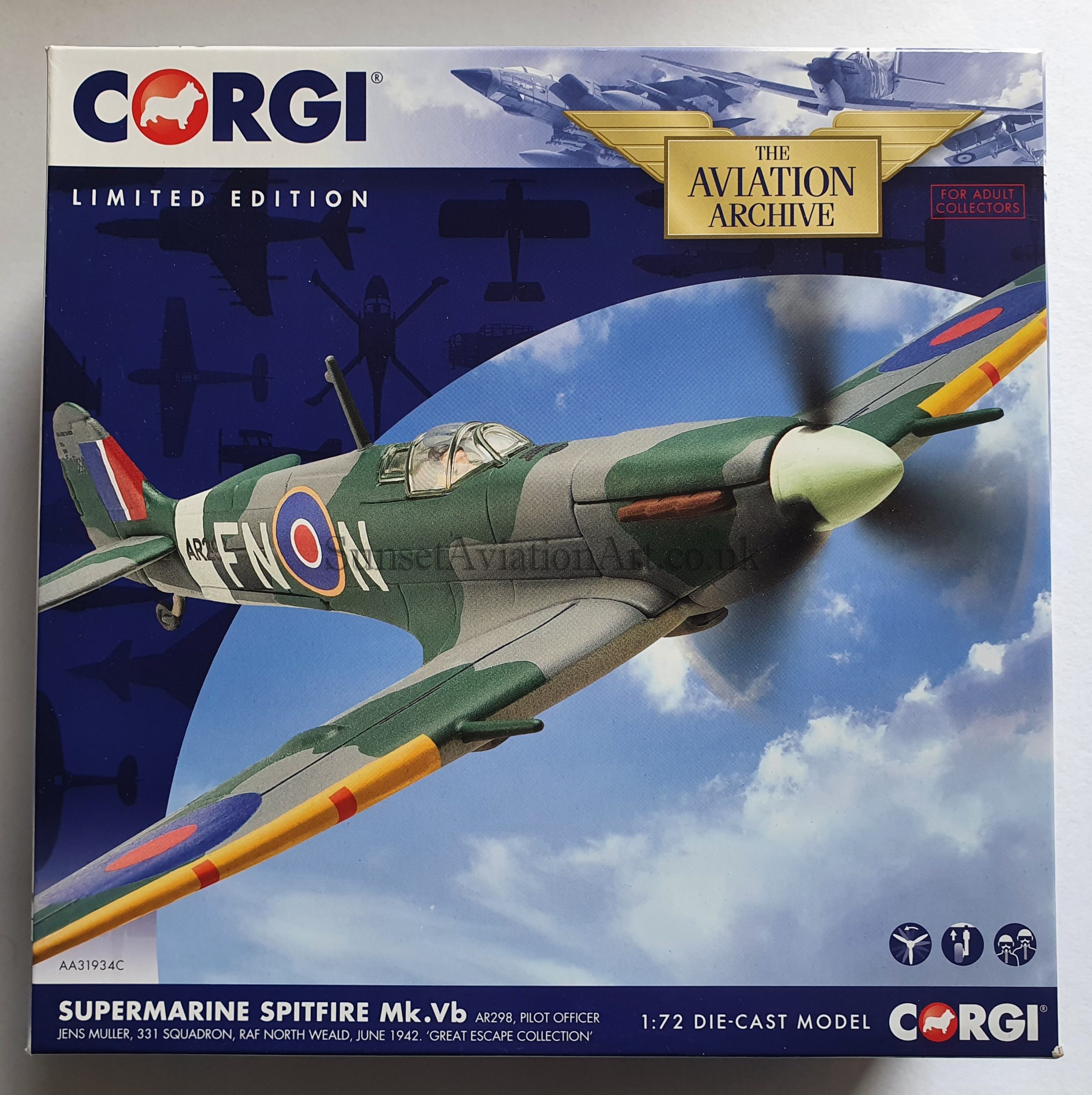 Corgi AA31934C Supermarine Spitfire 331 Sqn RAF North Weald